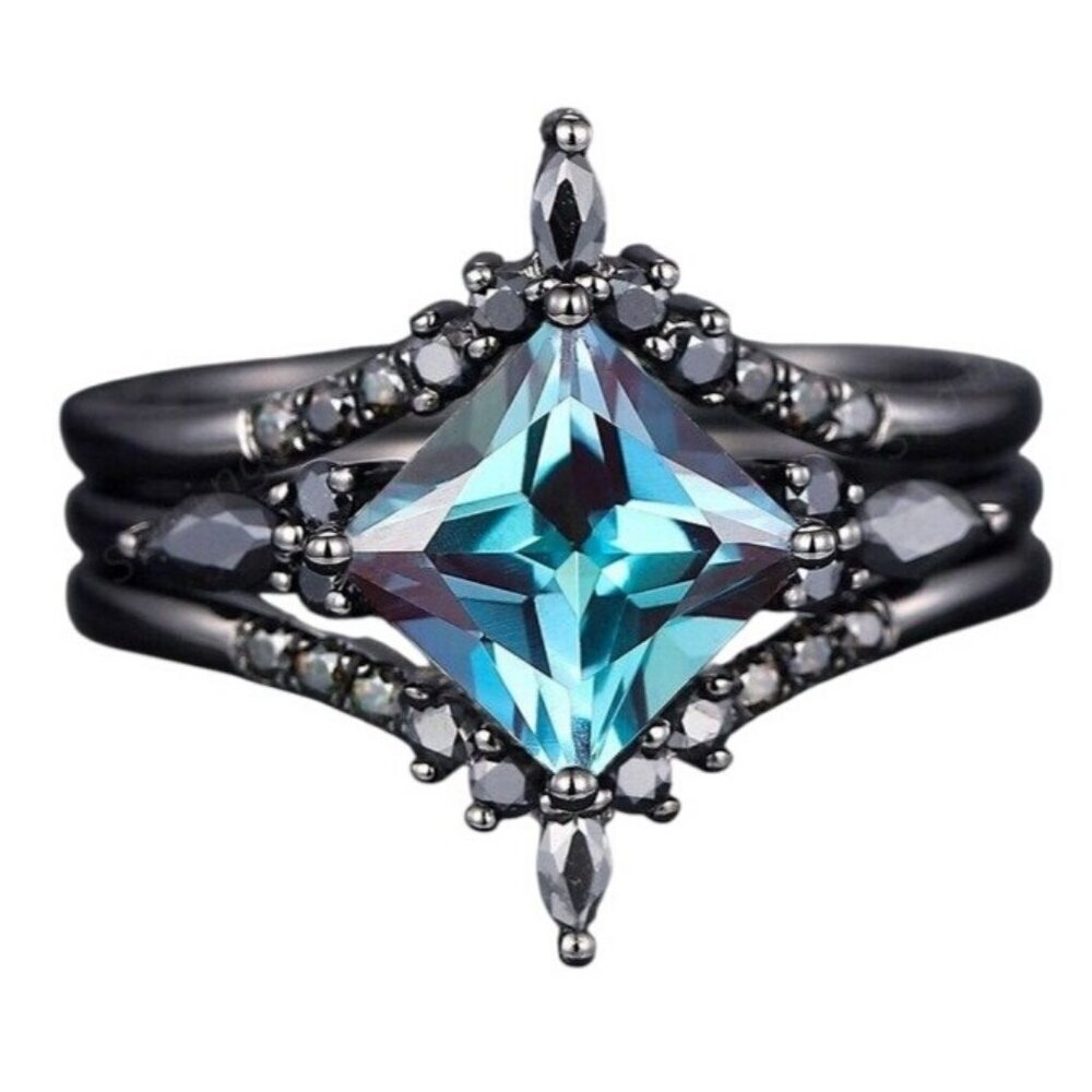 Princess Cut Alexandrite Engagement Wedding Ring Set with Moissanite in Rhodium